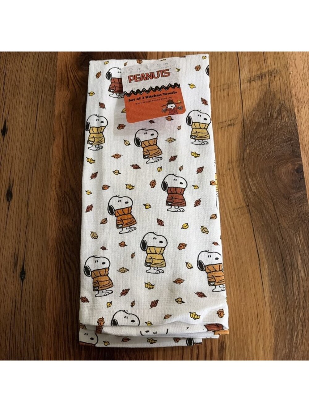 Peanuts Set Of 2 Kitchen Towels NWT Snoopy Fall Autumn Peanuts